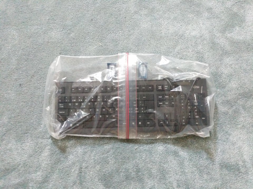 Use this ziplock bag idea to create larger ziplock bags